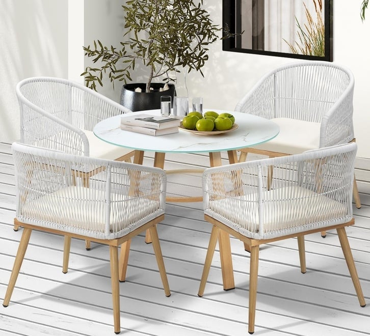 Mallari 4 Seater White Outdoor Dining Set